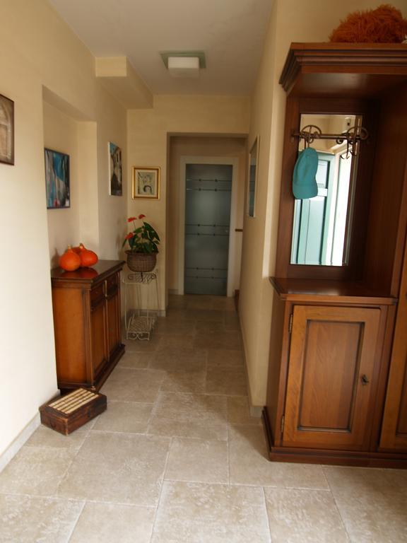 Apartments Villa Papalina 2 Rab Town Room photo